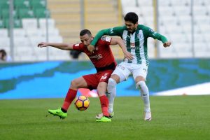 Bursaspor, Gaziantepspor'u son dakikada devirdi