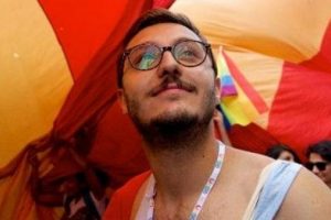 Gen&ccedil;ler Bulut &Ouml;nc&uuml; i&ccedil;in koşuyor
