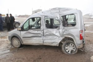 Van'da feci kaza can aldı!