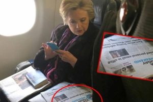 Clinton'ın 'Pence' haberini okuduğu kare sosyal medyayı salladı