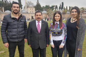 'Kararım Evet Platformu' 8 milyon yeni se&ccedil;meni bilgilendirecek