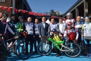 Bursa'da sağlıklı yaşam i&ccedil;in pedal &ccedil;evirdiler
