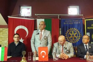 Bursa G&ouml;kdere Rotary'e komşudan kardeş