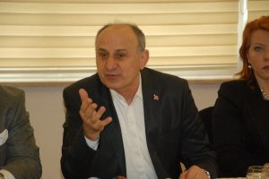 CHP'li &Ccedil;i&ccedil;ek: "Almanya'nın tutumu T&uuml;rkiye'ye karşıdır"