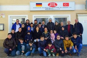 &Ccedil;ocuklar, sığınmacıların psikolojisini resimle anlattı