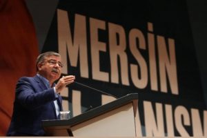 Bakan Yılmaz: Atat&uuml;rk de parti başkanı iken Cumhurbaşkanıydı