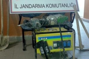 Sit alanında define ararken yakalandılar