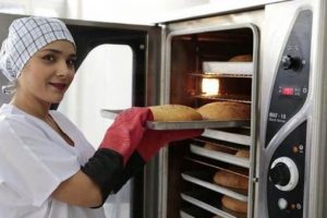 Anne-kız bu işe girdi, AVM'lere, otellere satıyorlar