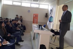 Bursa Uludağ &Uuml;niversitesi'nde g&uuml;neş enerjisi paneli