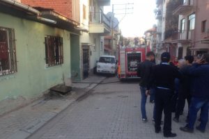 Eşi tarafından terk edilen damat kayınpederinin evine molotof attı