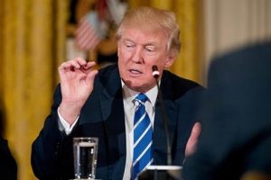 Trump dinleme iddiası i&ccedil;in pişman değil