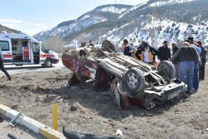 Erzincan'da trafik kazası: 1 &ouml;l&uuml;