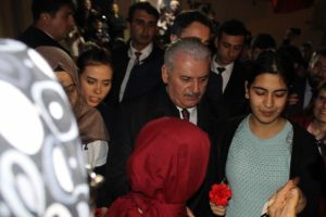 Başbakan'dan anlamlı ziyaret