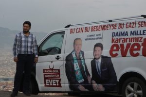 Bursa'da 15 Temmuz gazisinden ilgin&ccedil; "evet" turu