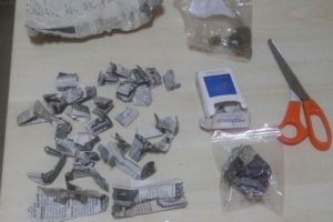 33 paket bonzai ile ilgili 3 kişi serbest