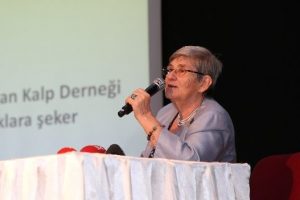 Canan Karatay'dan bal satıcılarına yanıt