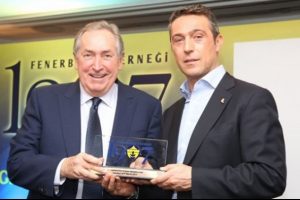 Gerard Houllier, Fenerbah&ccedil;e'nin konuğu oldu