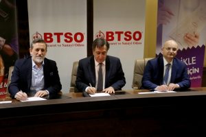 Bursa Valisi K&uuml;&ccedil;&uuml;k, BTSO ve İŞKUR İşbirliği imza t&ouml;renine katıldı