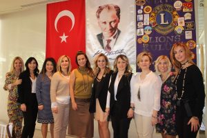 Bursa Nil&uuml;fer Lions, Kadınlar G&uuml;n&uuml;'n&uuml; kutladı