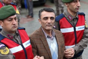 Zekeriya Kuzu'nun c&uuml;zdanındaki bir dolar koleksiyonmuş!