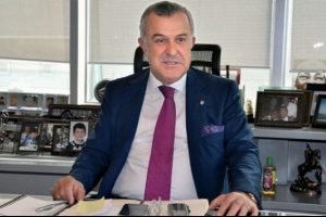 &Uuml;rkmezgil: "UEFA Avrupa Ligi'nde final hayal değil"