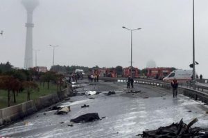 Helikopter kazasında &ouml;l&uuml; sayısı y&uuml;kseldi