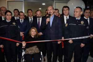 Bakan Soylu, Bursa'da "&Ccedil;arşı Polis Merkezi"ni a&ccedil;tı