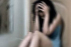 D&uuml;r&uuml;mc&uuml;ye giden 13 yaşındaki &ccedil;ocuğa uyku hapı i&ccedil;irip tecav&uuml;z ettiler