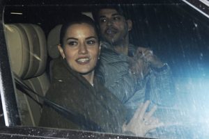 Fahriye Evcen-Burak &Ouml;z&ccedil;ivit &ccedil;iftinin nişan y&uuml;z&uuml;kleri
