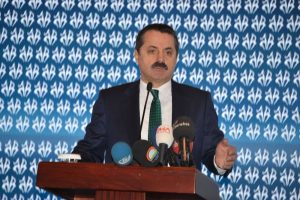Bakan &Ccedil;elik sert &ccedil;ıktı: Bu nasıl bilimsel yaklaşımdır