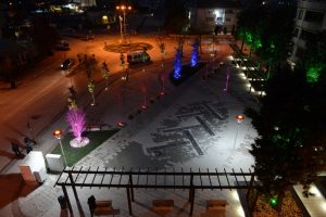 Bursa İneg&ouml;l'&uuml;n yeni meydanı hizmete girdi