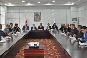 MHP'li &Ouml;zt&uuml;rk: Halkımız oyuna gelmeyecektir