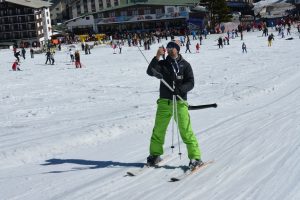 Bursa Uludağ'da kayak sezonu uzadı