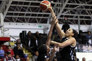Beşiktaş 3 oyuncu ile ma&ccedil;ı kazandı