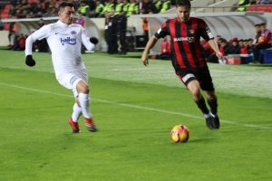 Paşa deplasmanda kazandı