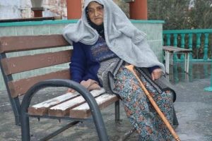 'Cami n&ouml;beti' cezası d&uuml;şen Fatma Nineye ikinci s&uuml;rpriz