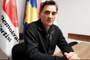 T&uuml;rk partisinden Kosova ordusuna tam destek