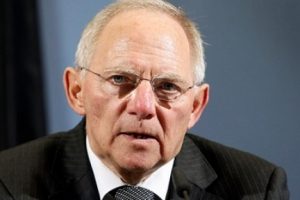 Schaeuble: "T&uuml;rkiye ile ekonomik yardım &uuml;zerinde &ccedil;alışmak zor"