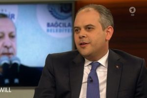 Bakan Kılı&ccedil;'tan Alman kanalında sert cevaplar
