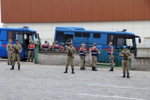 Eski 2. Ordu Kurmay Başkanı duruşma &ouml;ncesinde fenalaştı