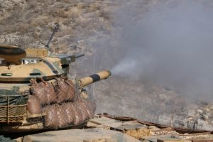 Ter&ouml;ristlerin ge&ccedil;iş g&uuml;zergahı bomba yağmuruna tutuldu!