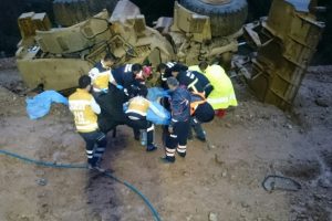 Hatay'da iş makinesinin altında kalan operat&ouml;r hayatını kaybetti