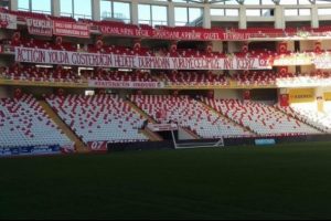Antalyaspor-Beşiktaş ma&ccedil;ı biletlerinde b&uuml;y&uuml;k indirim!