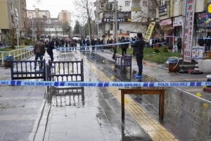 Diyarbakır'da alacak verecek kavgasında kan aktı: 4 yaralı