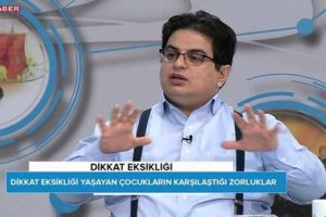 TRT'de skandal! Psikoloji programcısı fizik&ccedil;i &ccedil;ıktı