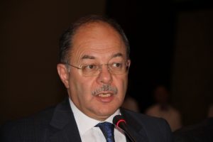 Recep Akdağ: Bug&uuml;n sağlık hizmetine erişimde d&uuml;nya &ouml;nc&uuml;s&uuml;y&uuml;z