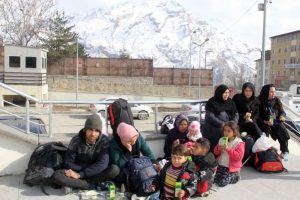 İran &uuml;zerinden Hakkari'ye geldiler: Tam 50 kişi!