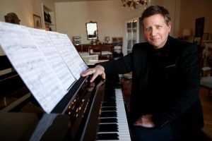 Fransız piyanist Stephane Blet İstanbul'da konser verecek