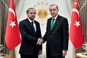 Erdoğan, Bosna Hersek B&uuml;y&uuml;kel&ccedil;isini kabul etti
