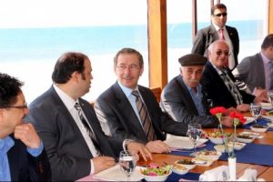 Abd&uuml;llatif Şener: "Evet demek i&ccedil;in bir tek sebep yok"